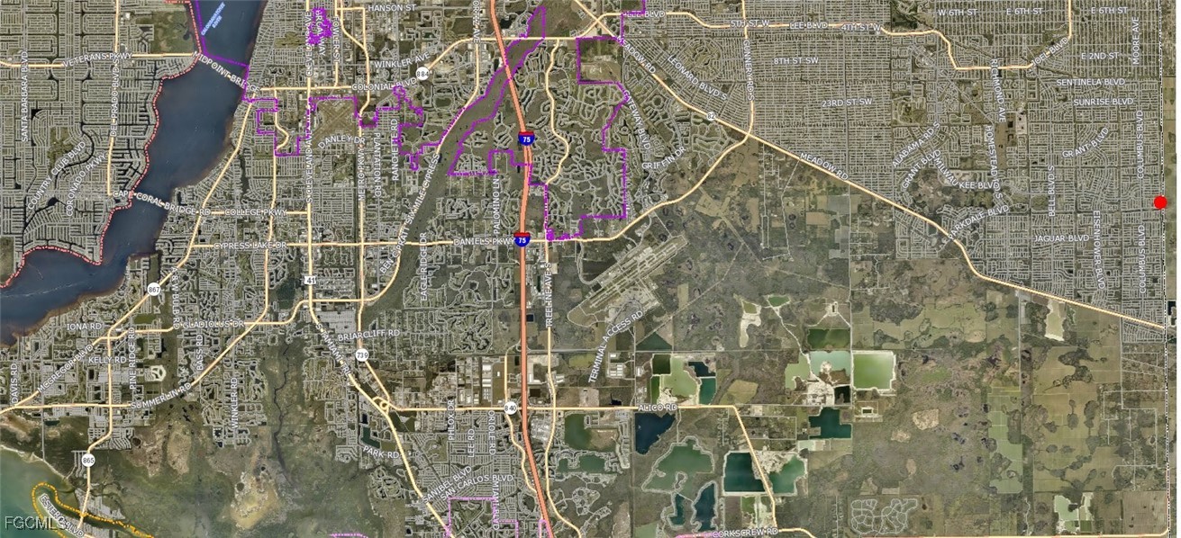 643 Naples Avenue South Lehigh Acres, FL 33974 - Photo 4 of 4