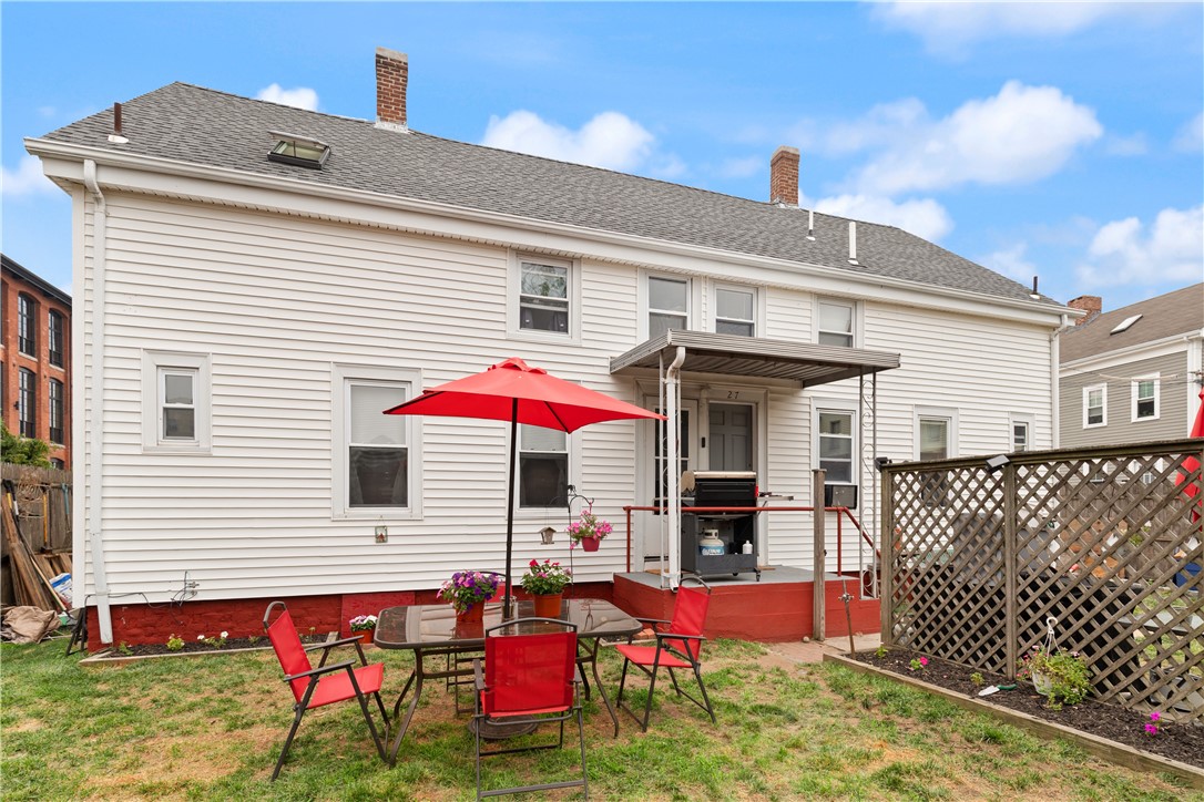 25 Davis Street Warren, RI 02885 - Photo 4 of 27 Gallery Image 4