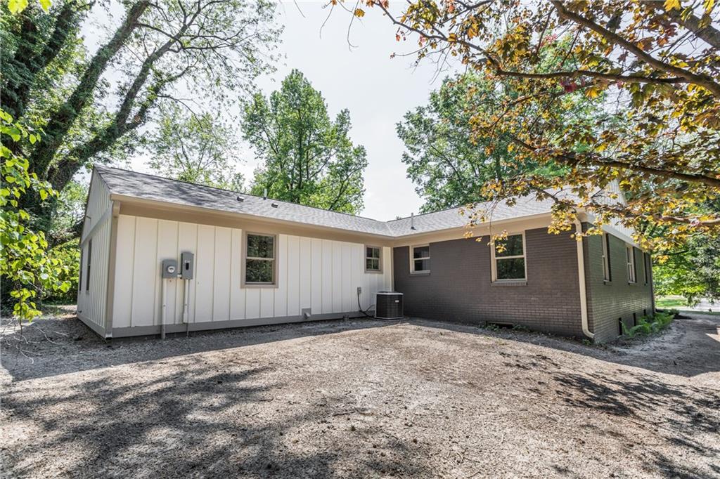6445 Dover Road Indianapolis, IN 46220 - Photo 38 of 42 Gallery Image 38