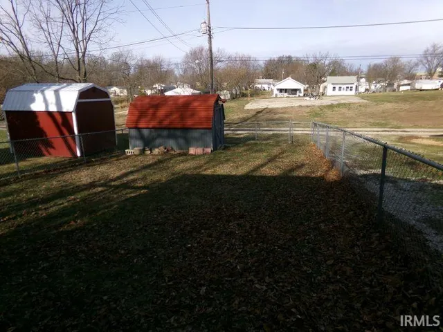 $74,900 | 523 West Morton Street, Oakland City, IN 47660