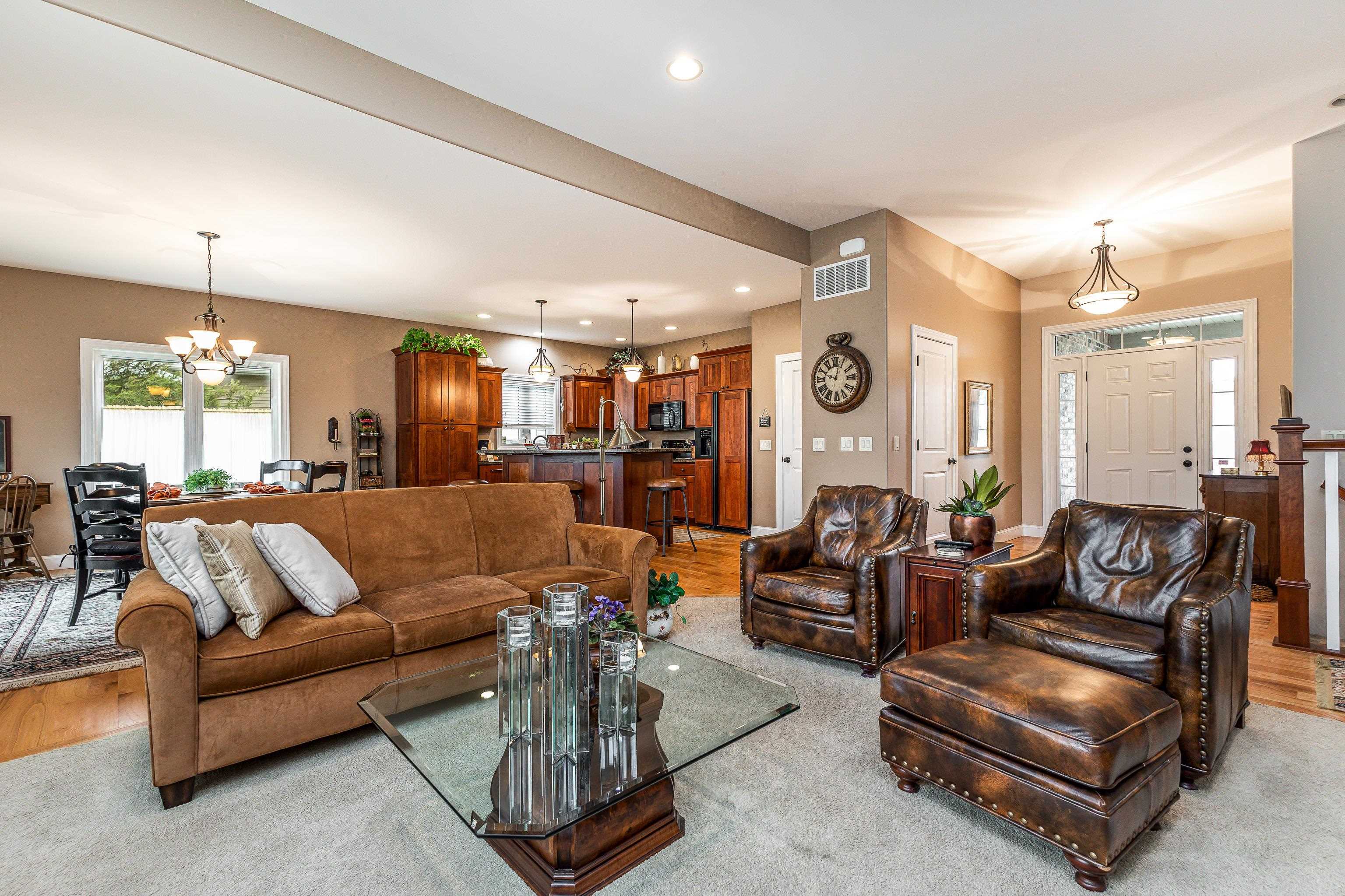 5610 Clay Ridge Drive Dubuque, IA 52002 - Photo 9 of 42 Gallery Image 9