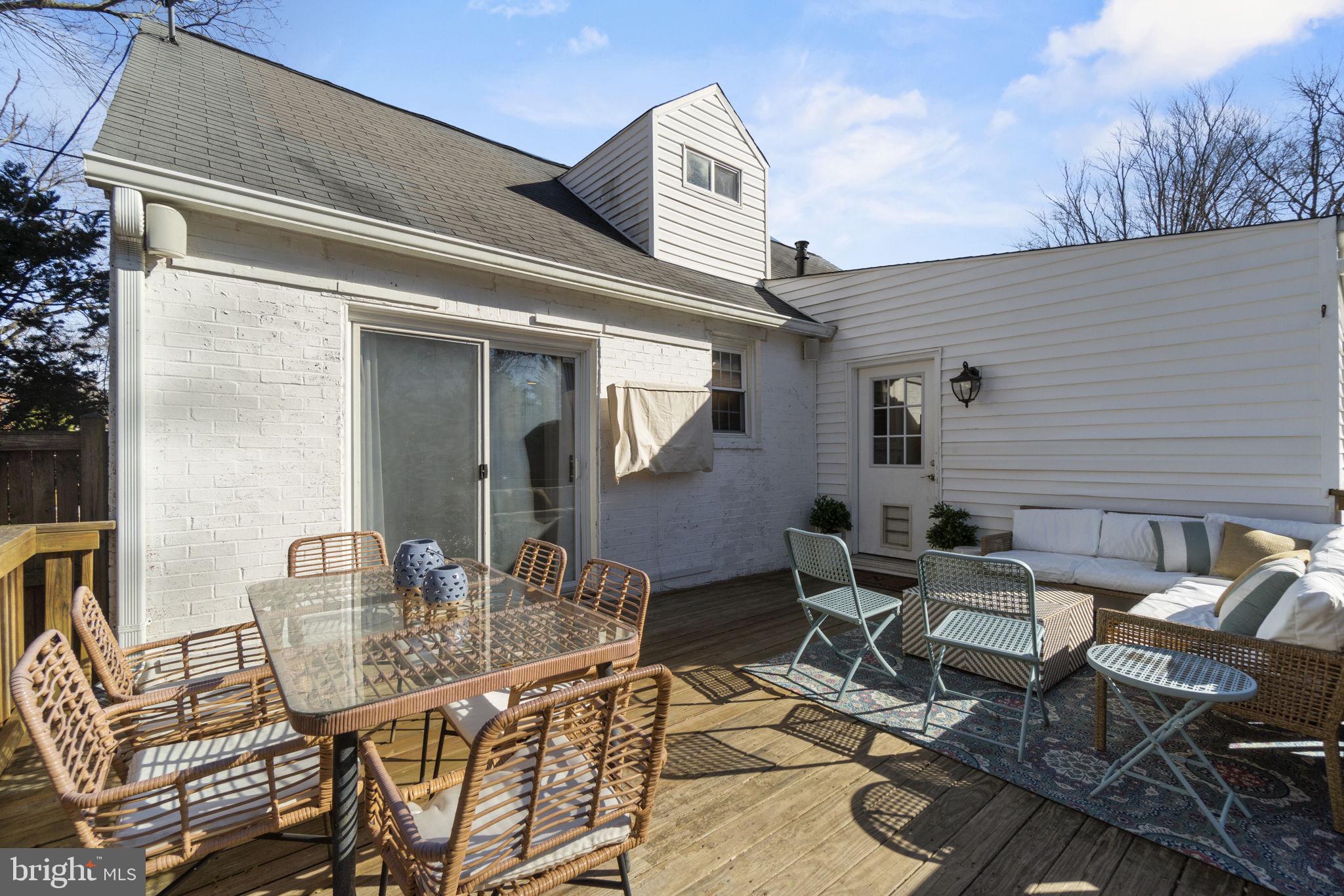 2908 Summerfield Road Falls Church, VA 22042 - Photo 18 of 22 Gallery Image 18