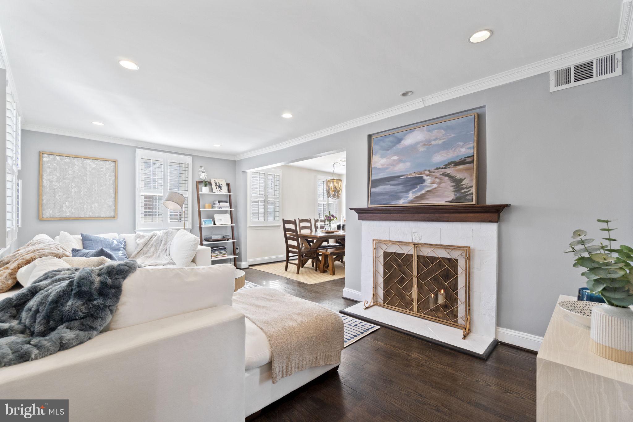 2908 Summerfield Road Falls Church, VA 22042 - Photo 4 of 22 Gallery Image 4