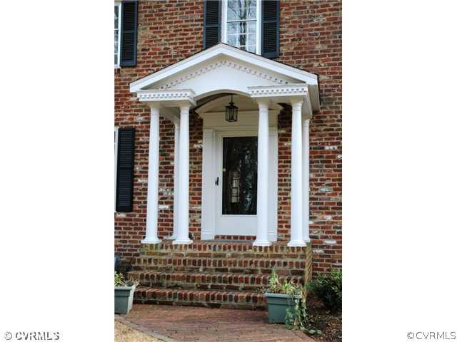 10319 Cherokee Road Richmond, VA 23235 - Photo 2 of 12 a view of entrance