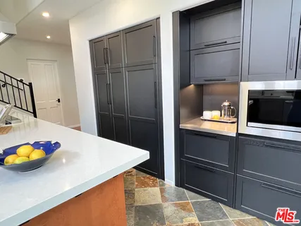 $7,200 | 390 North Baldwin Avenue, Sierra Madre, CA 91024