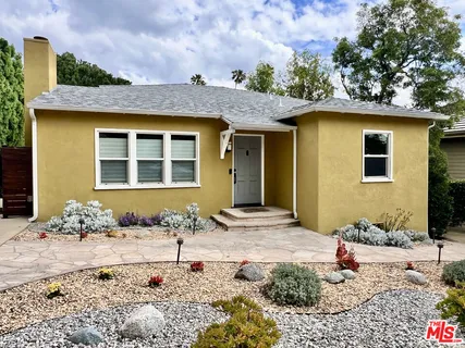 $7,200 | 390 North Baldwin Avenue, Sierra Madre, CA 91024