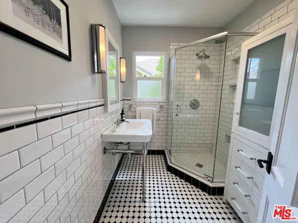 $7,200 | 390 North Baldwin Avenue, Sierra Madre, CA 91024