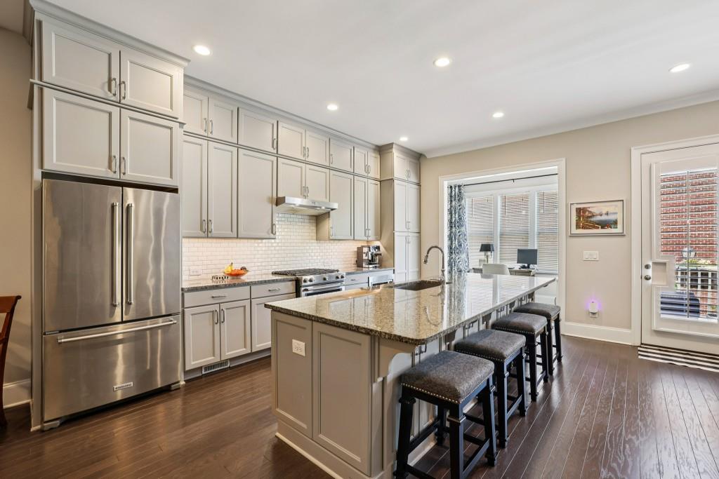 631 Brennan Drive Decatur, GA 30033 - Photo 9 of 27