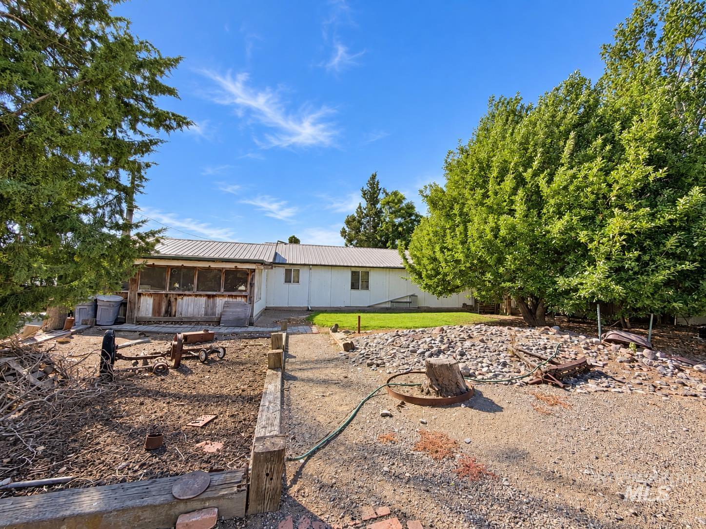 8124 Birmingham Road Melba, ID 83641 - Photo 6 of 23 Gallery Image 6