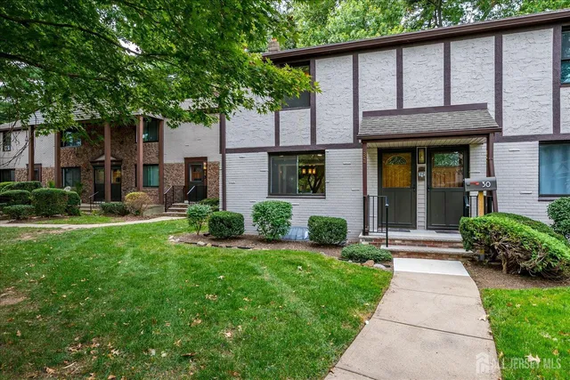 $439,999 | 32 Kate Lane, Metuchen, NJ 08840