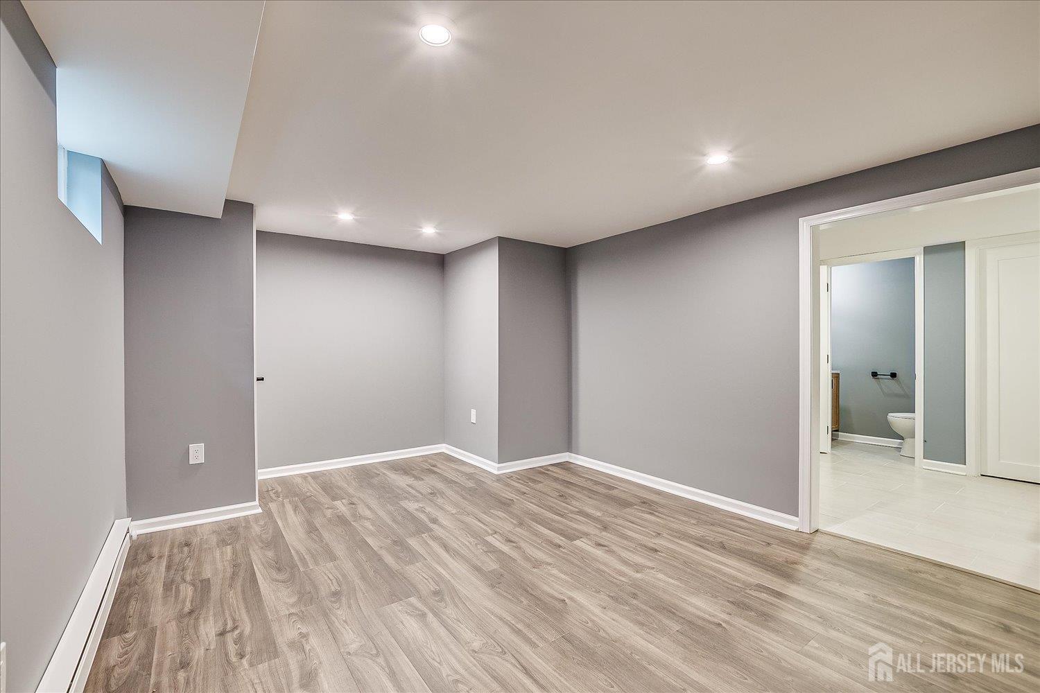 32 Kate Lane Metuchen, NJ 08840 - Photo 24 of 31 a view of room