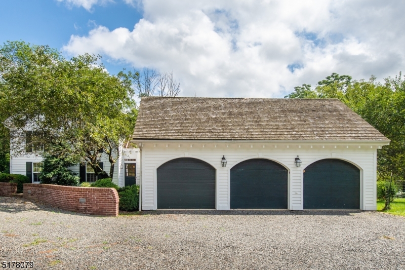 65 Youngs Road Basking Ridge, NJ 07920 - Photo 26 of 28