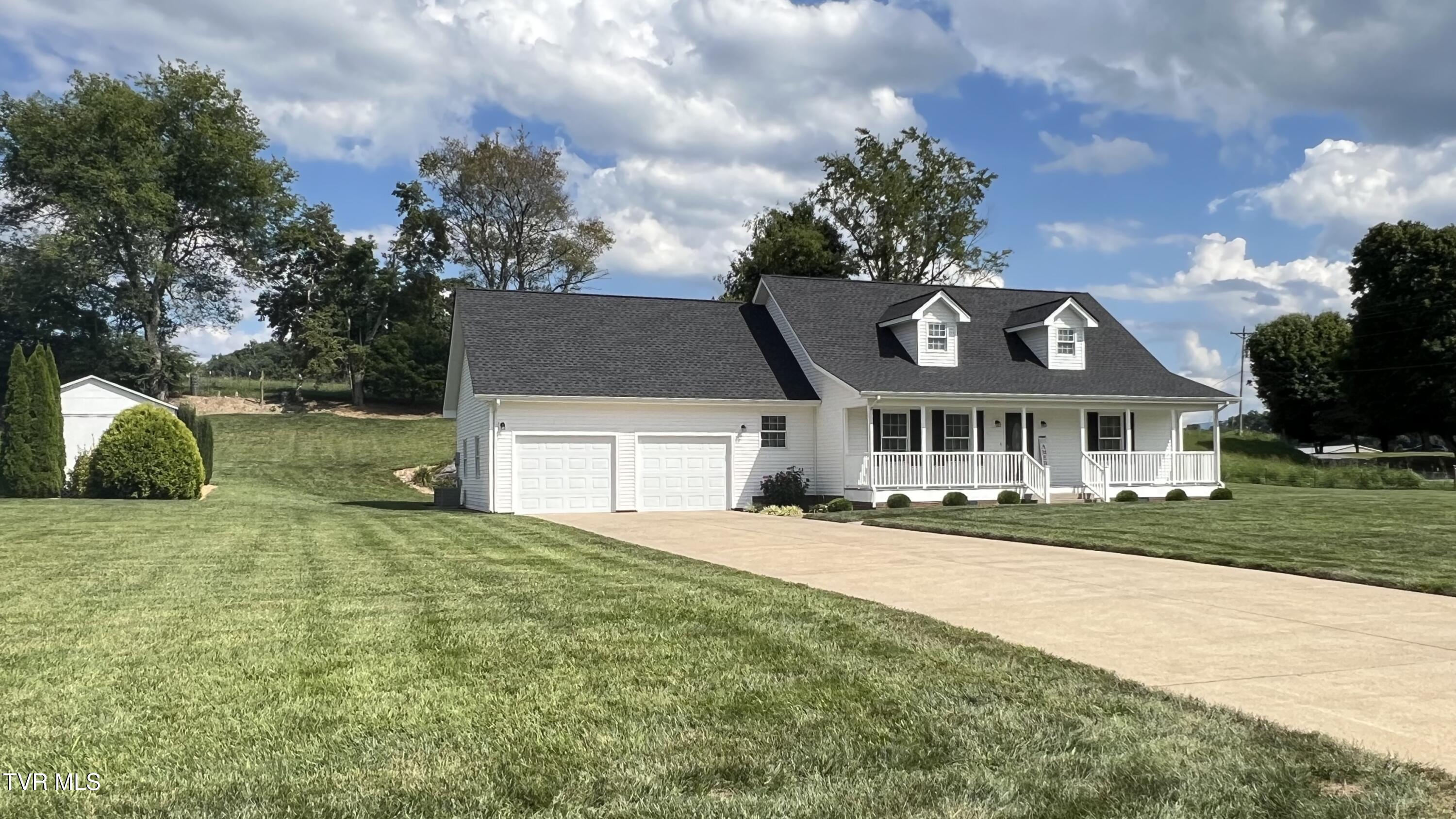 463 Pine Ridge Drive Afton, TN 37616 - Photo 2 of 43 PR 1