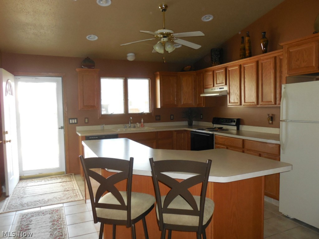 507 Wilcox Road, Unit B Austintown, OH 44515 - Photo 8 of 17 Gallery Image 8