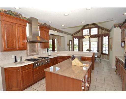 51277 Harbor Ridge Drive Granger, IN 46530 - Photo 5 of 12 Gallery Image 5