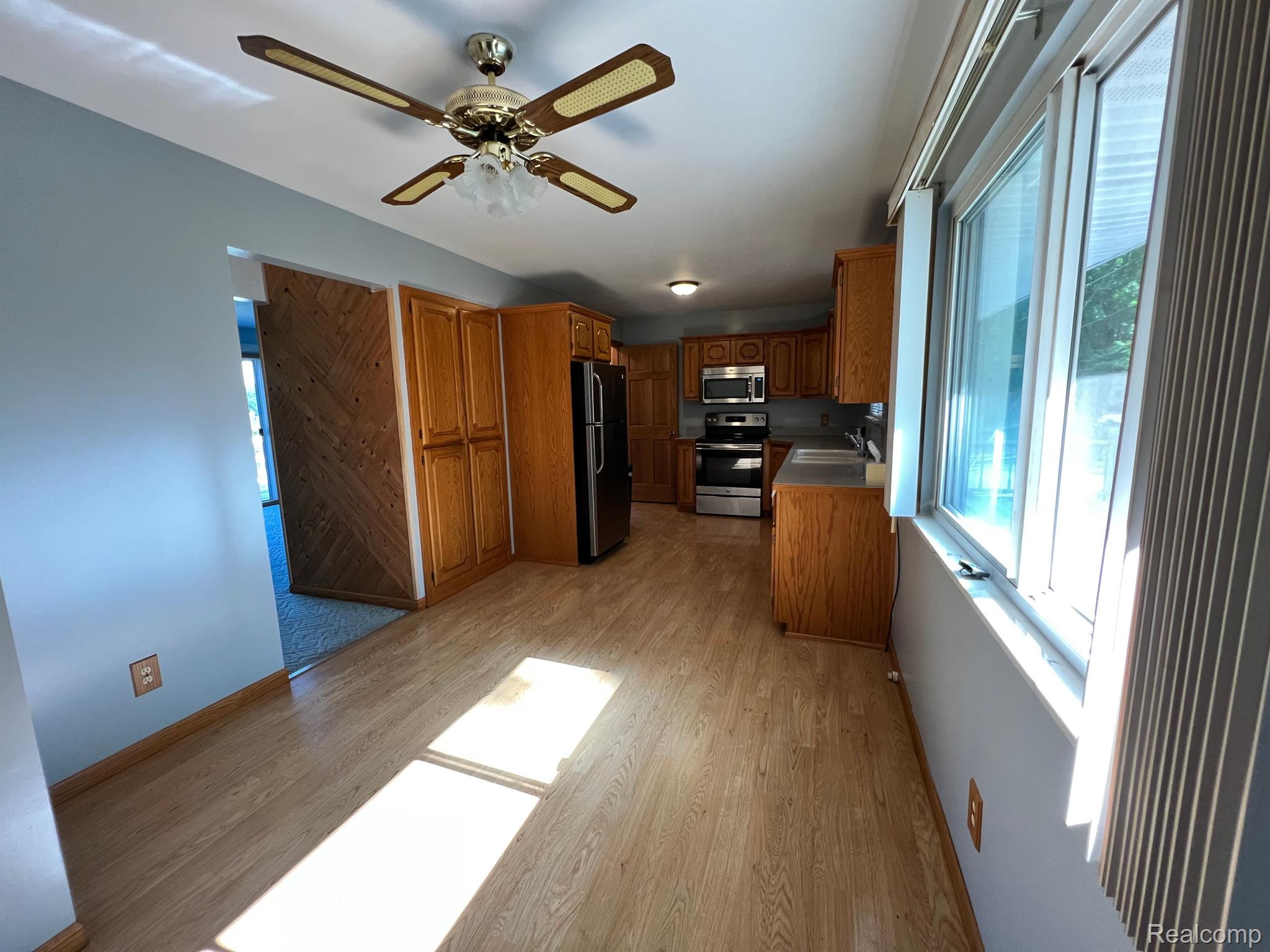2084 Bray Road Attica, MI 48412 - Photo 13 of 29 Gallery Image 13