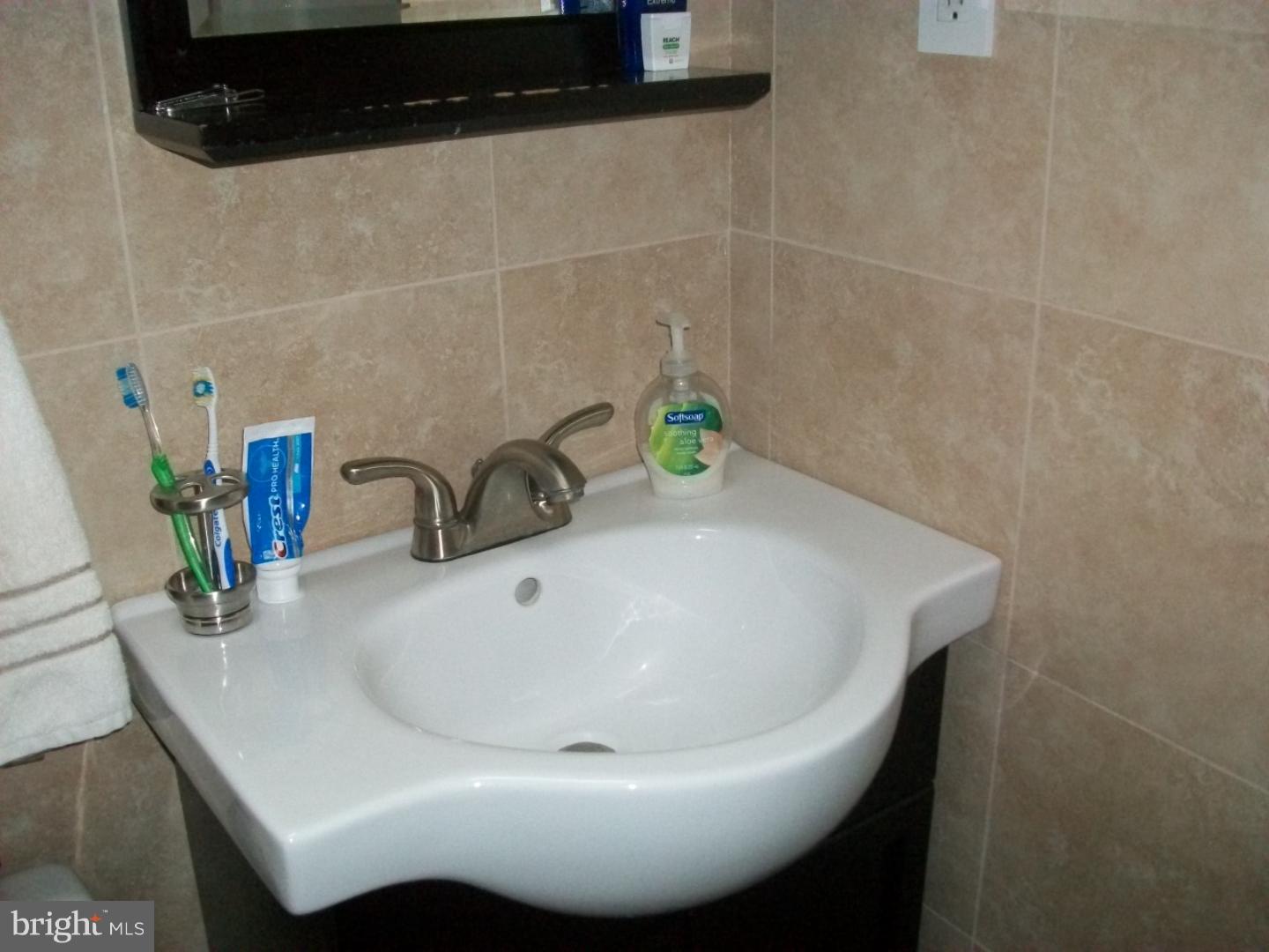 3511 Dows Road Philadelphia, PA 19154 - Photo 15 of 21
