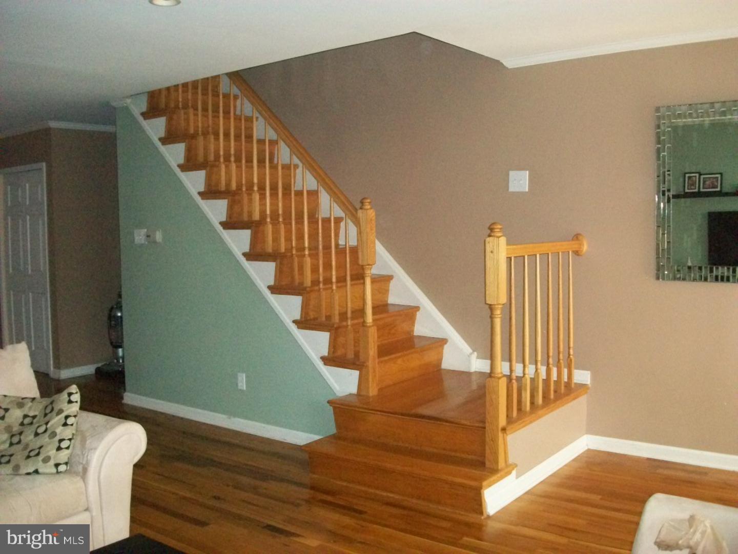 3511 Dows Road Philadelphia, PA 19154 - Photo 3 of 21