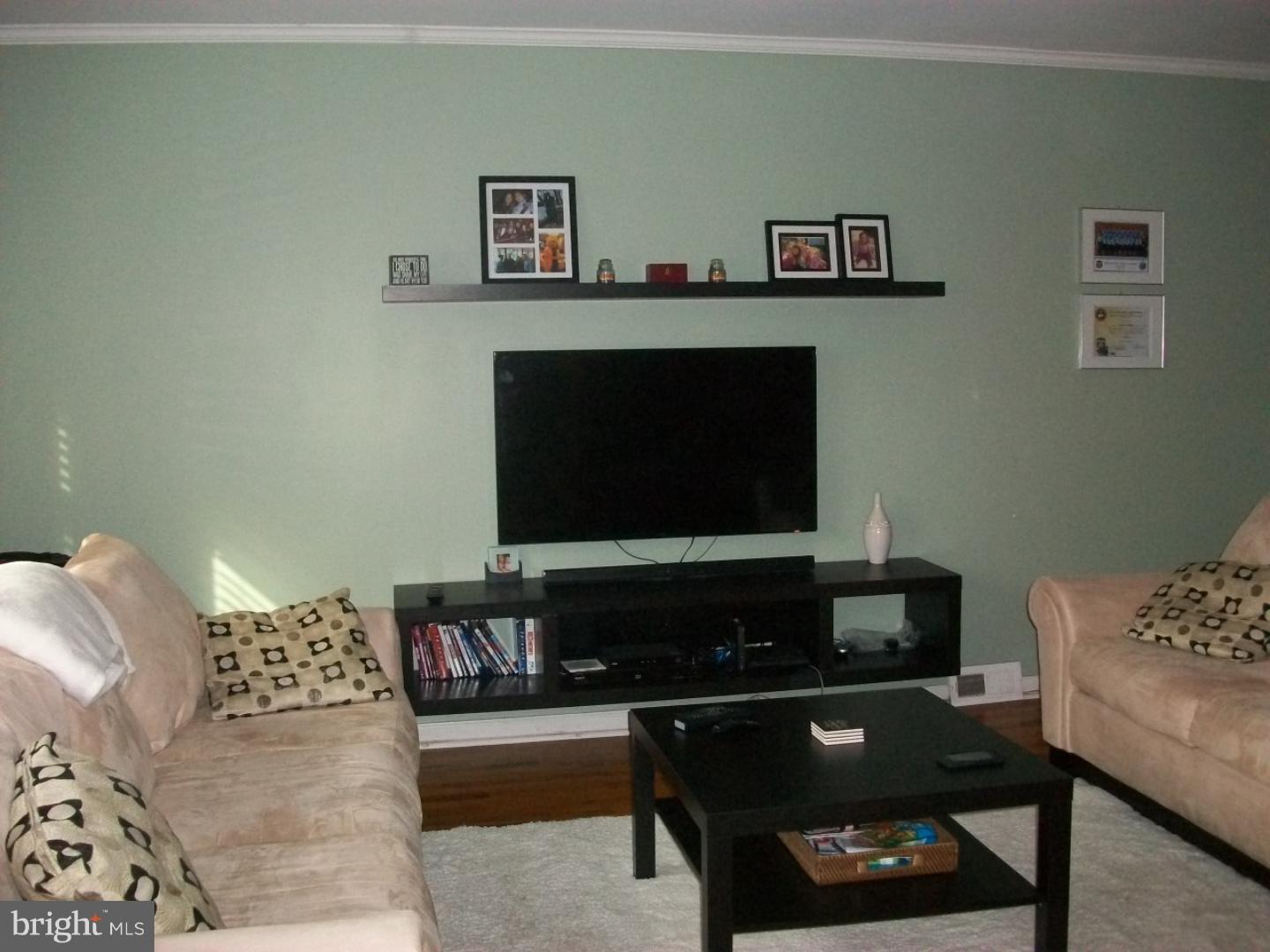 3511 Dows Road Philadelphia, PA 19154 - Photo 4 of 21