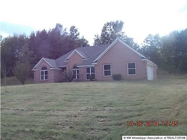 941 Stacey Road Byhalia, MS 38611 - Photo 1 of 12 Primary Photo