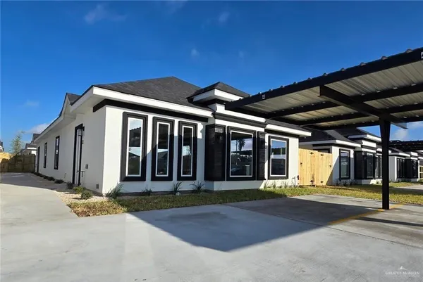 $1,350 | 1420 South Xanthia Street, Unit 1, Alton, TX 78573