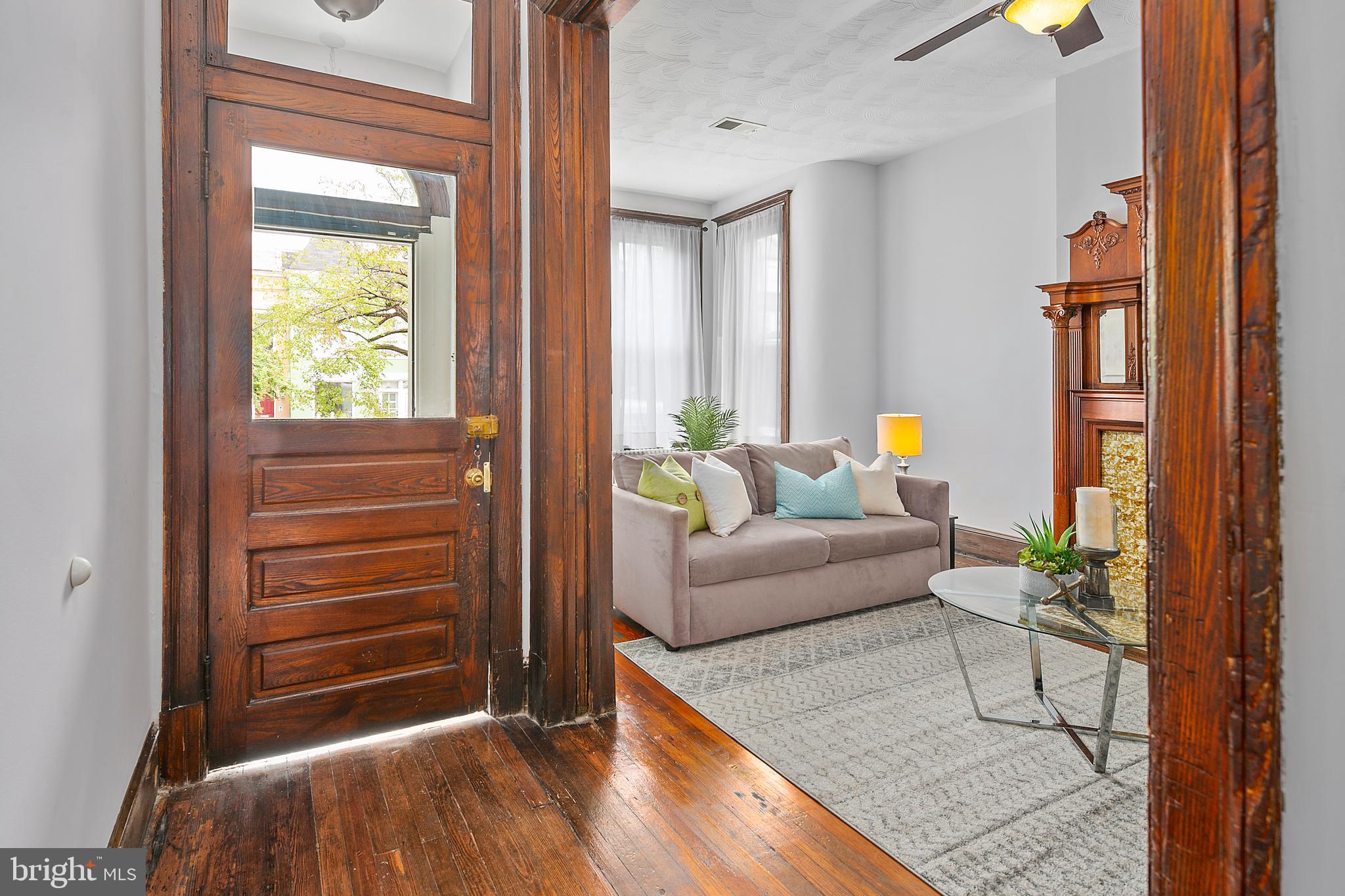 78 R Street Northwest Washington, DC 20001 - Photo 3 of 36 Gallery Image 3