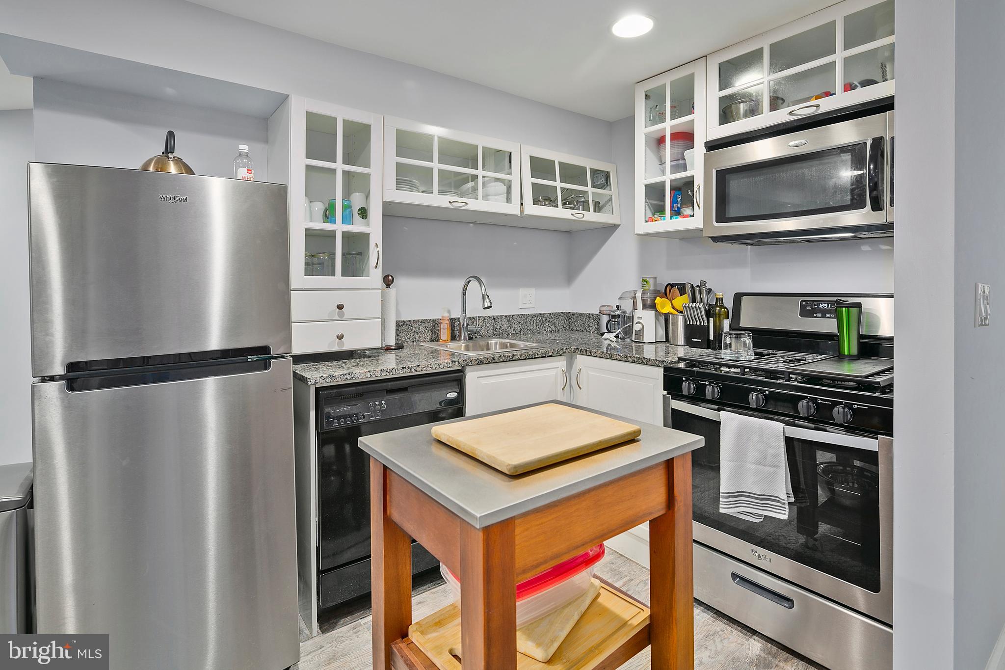 78 R Street Northwest Washington, DC 20001 - Photo 31 of 36 Gallery Image 31