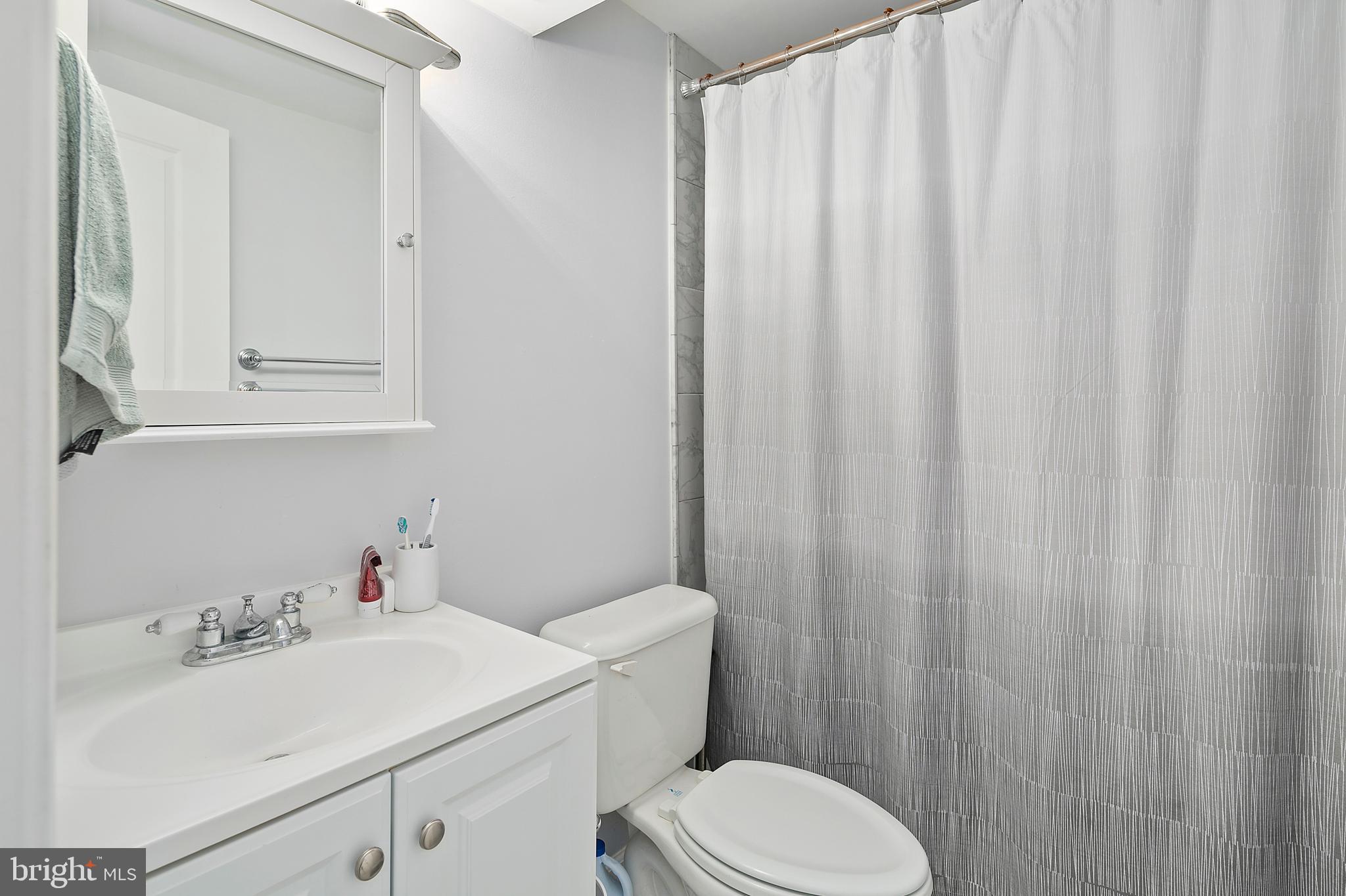 78 R Street Northwest Washington, DC 20001 - Photo 34 of 36 Gallery Image 34