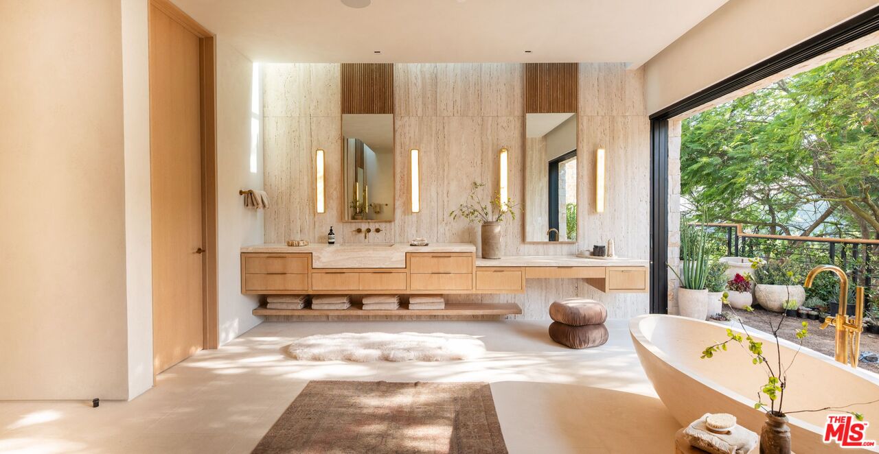 1039 Wallace Ridge Beverly Hills, CA 90210 - Photo 20 of 56