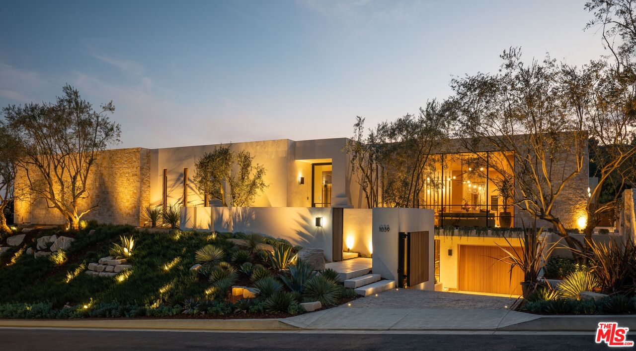 1039 Wallace Ridge Beverly Hills, CA 90210 - Photo 46 of 56 a view of a street