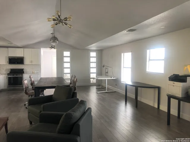 $1,550 | 503 Nolan Street, San Antonio, TX 78202