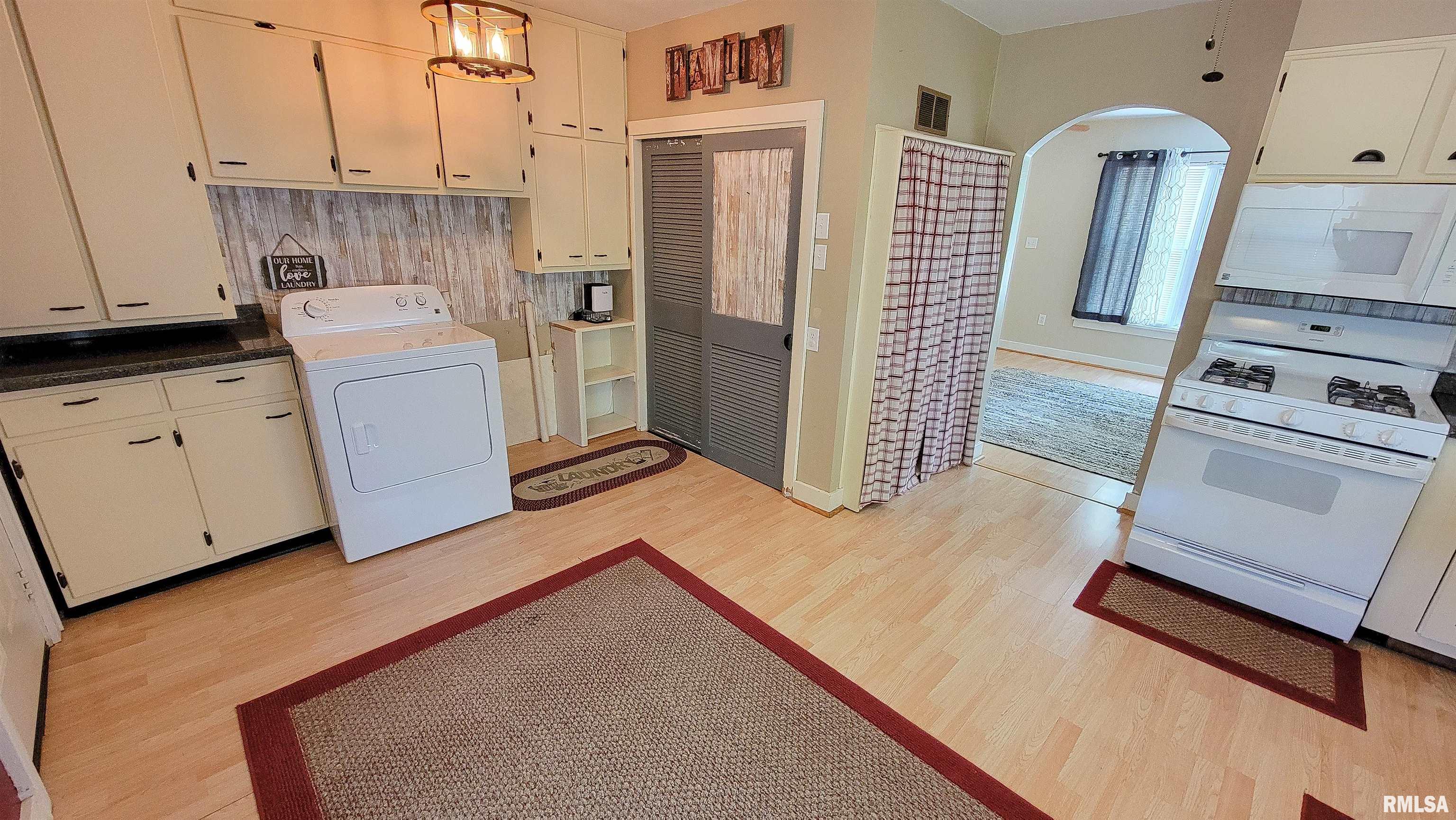1007 Rider Street Flora, IL 62839 - Photo 13 of 73 Gallery Image 13