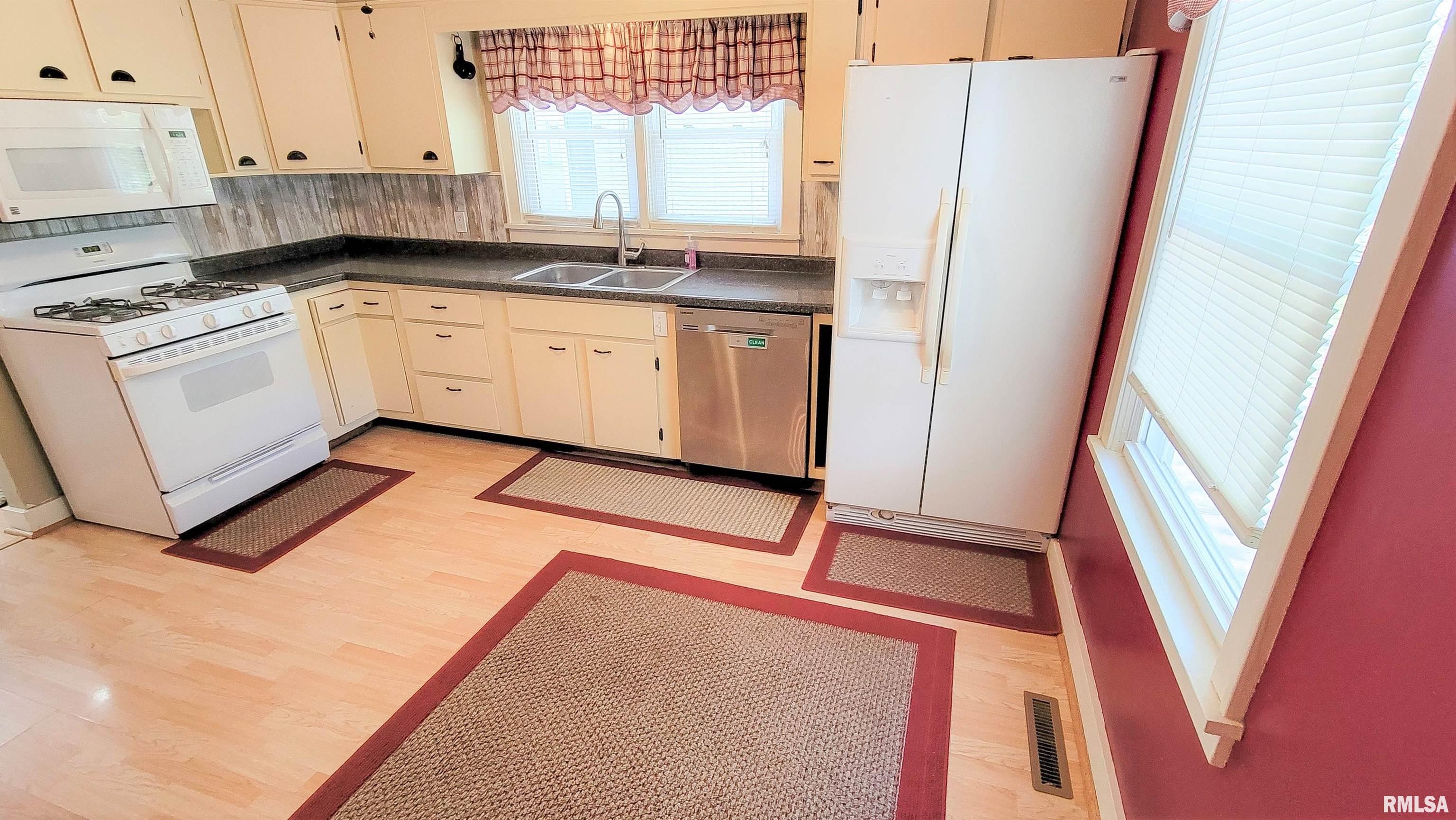 1007 Rider Street Flora, IL 62839 - Photo 26 of 73 Gallery Image 26