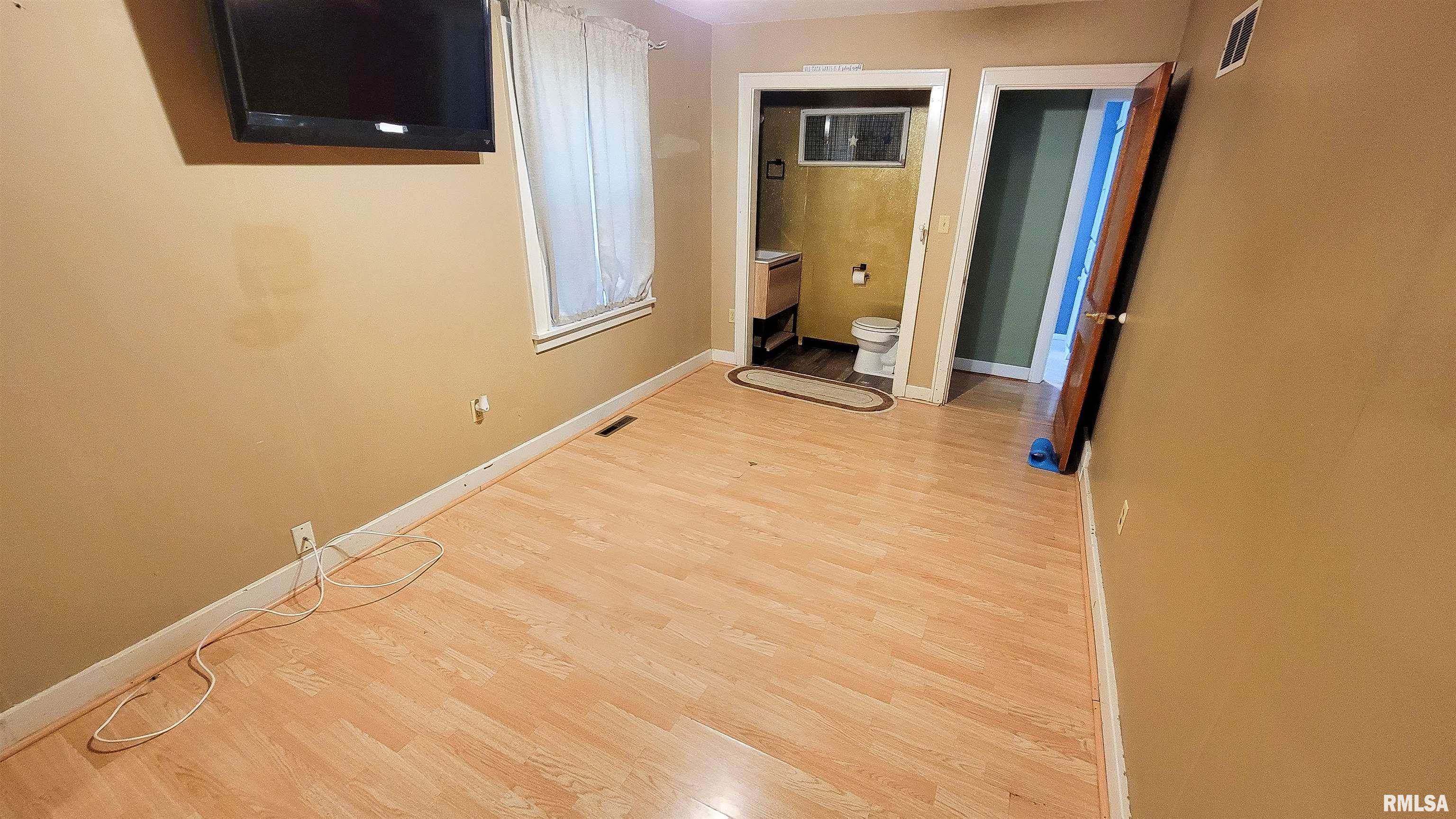 1007 Rider Street Flora, IL 62839 - Photo 36 of 73 Gallery Image 36