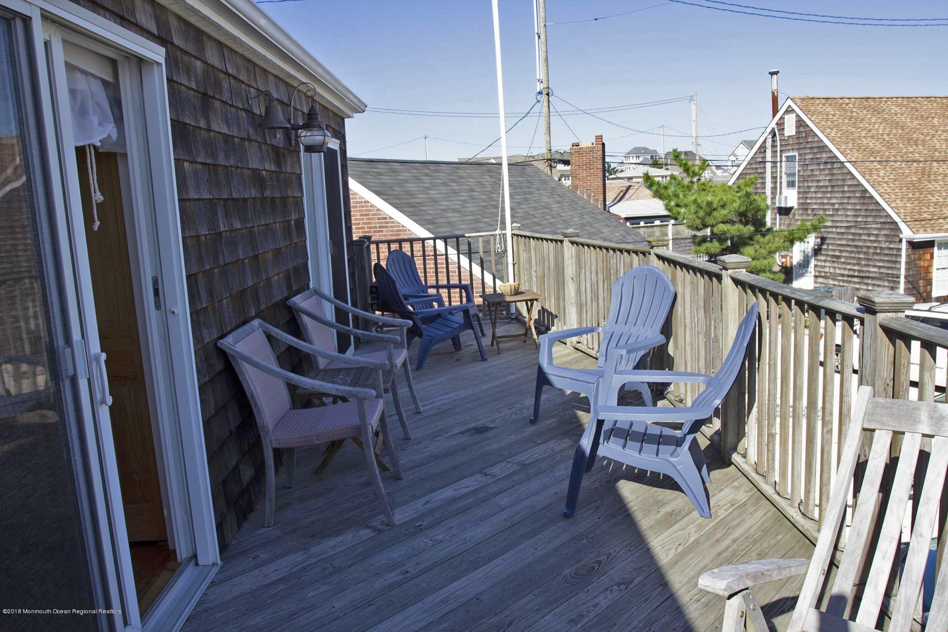 52 Fishermans Road Lavallette, NJ 08735 - Photo 39 of 74 33