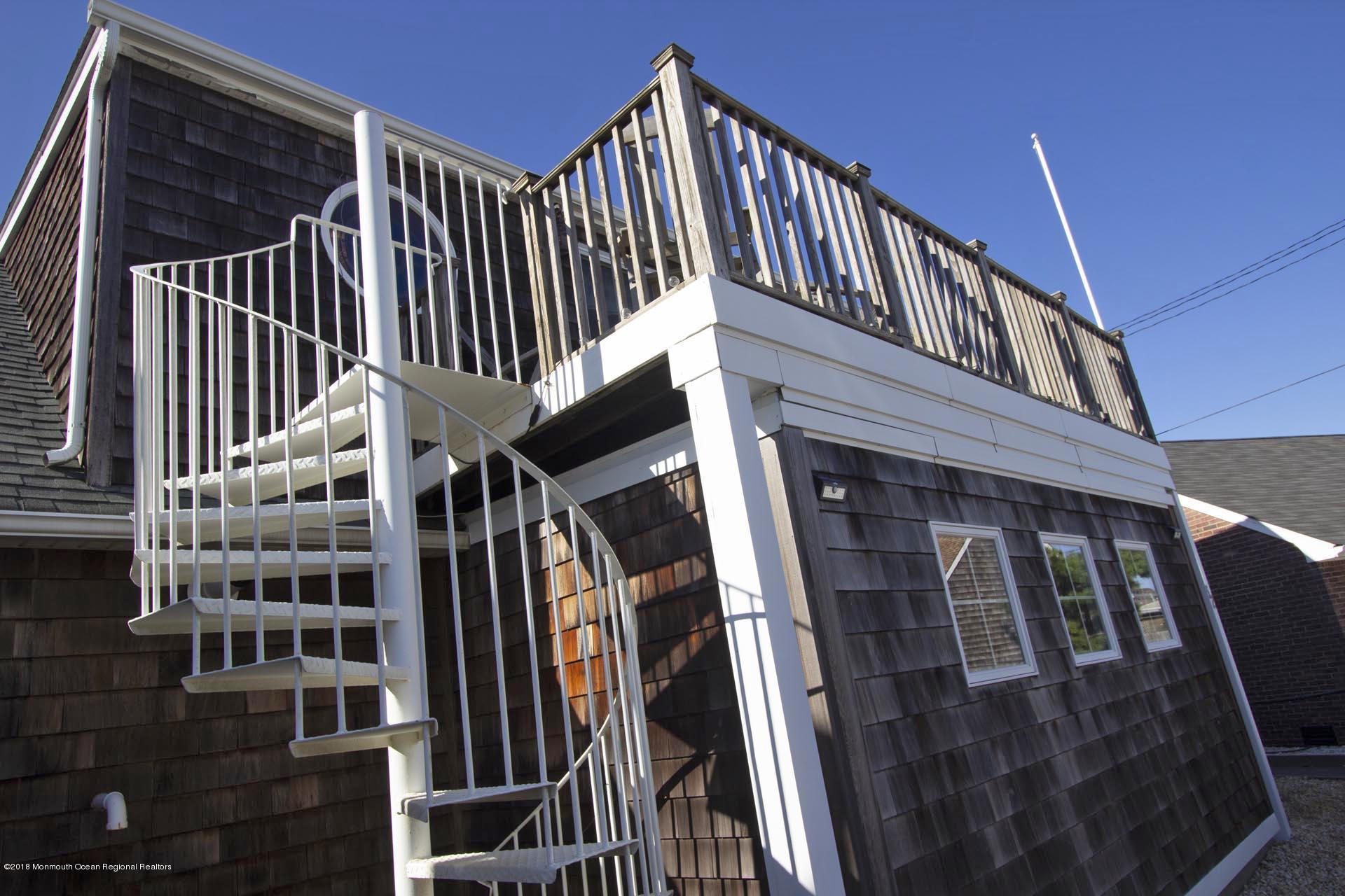 52 Fishermans Road Lavallette, NJ 08735 - Photo 6 of 74 03b