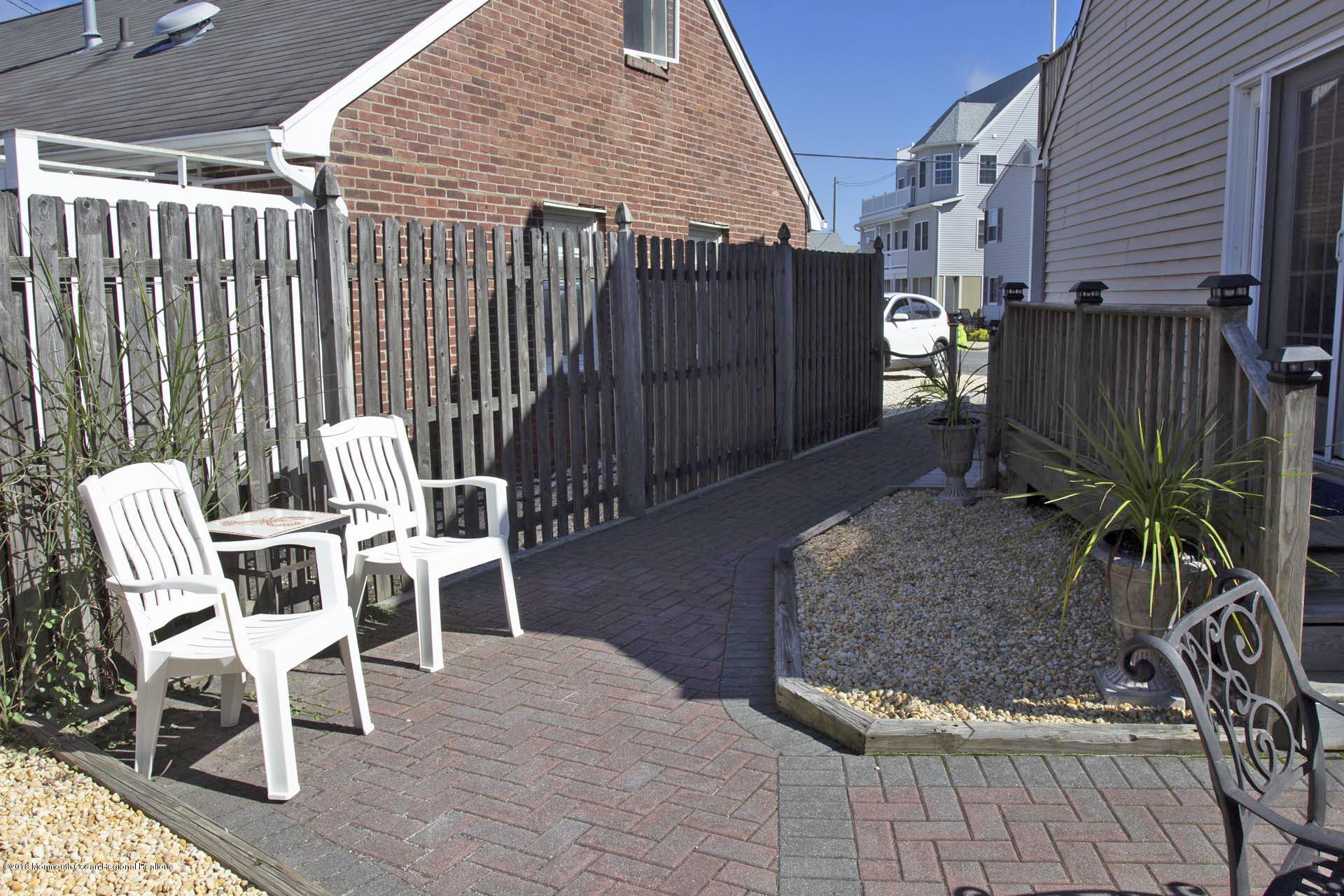 52 Fishermans Road Lavallette, NJ 08735 - Photo 64 of 74 108