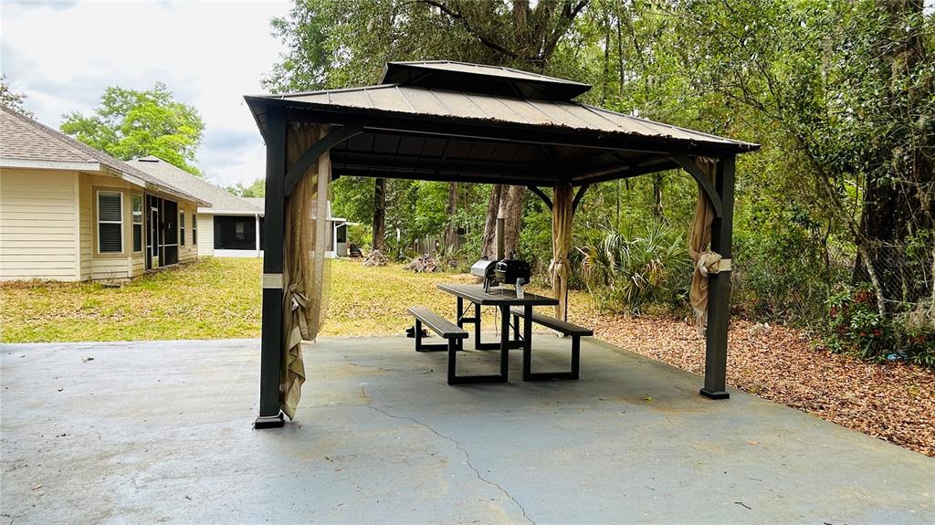 1885 Southwest 65th Drive Gainesville, FL 32607 - Photo 14 of 18