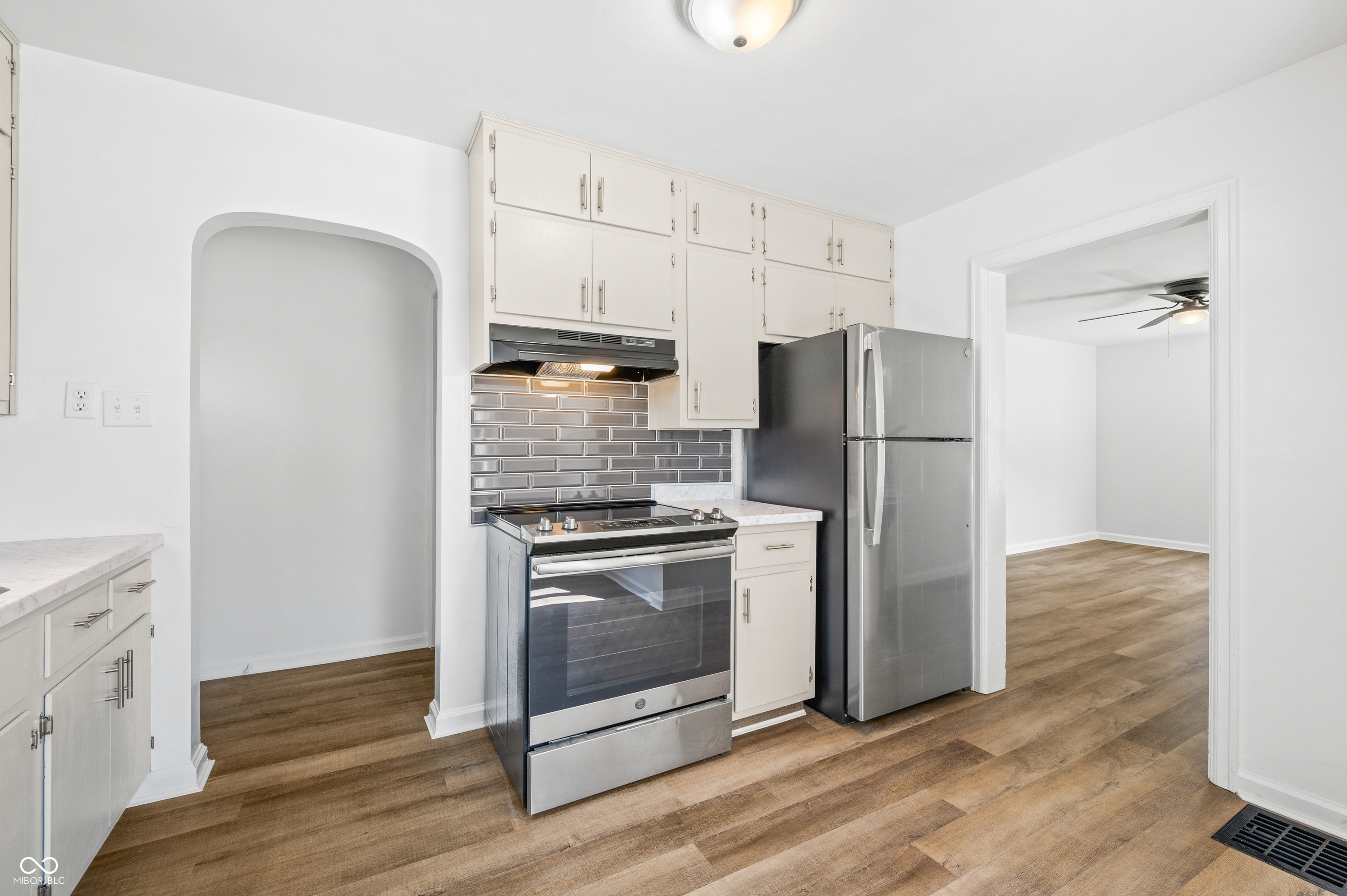 2328 Maple Street Columbus, IN 47201 - Photo 19 of 34 Gallery Image 19