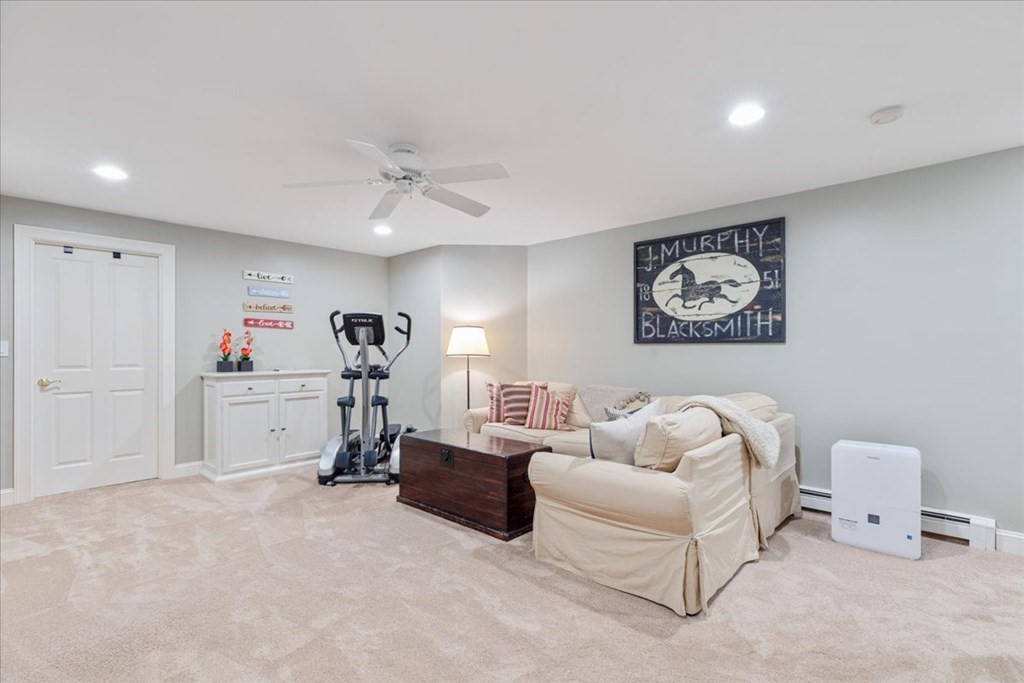 16 Bridlefield Lane Medfield, MA 02052 - Photo 26 of 35