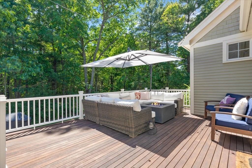 16 Bridlefield Lane Medfield, MA 02052 - Photo 30 of 35