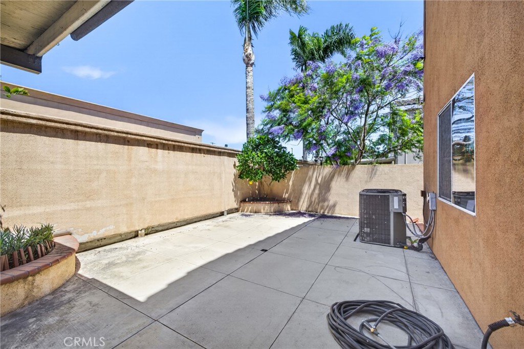 1216 Ashmill Street Carson, CA 90745 - Photo 34 of 48