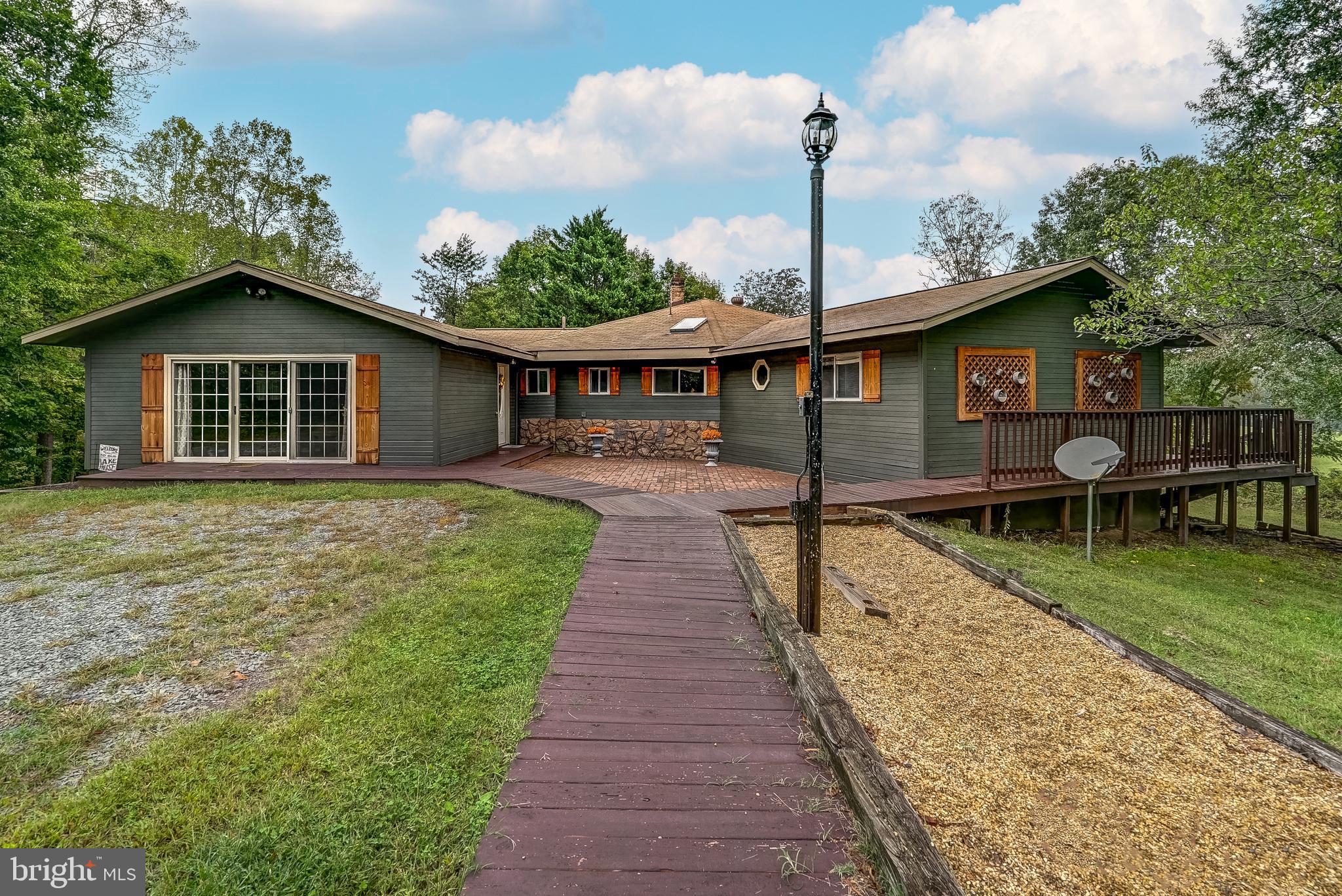 101 Windway Dr. on Lake Anna with water views