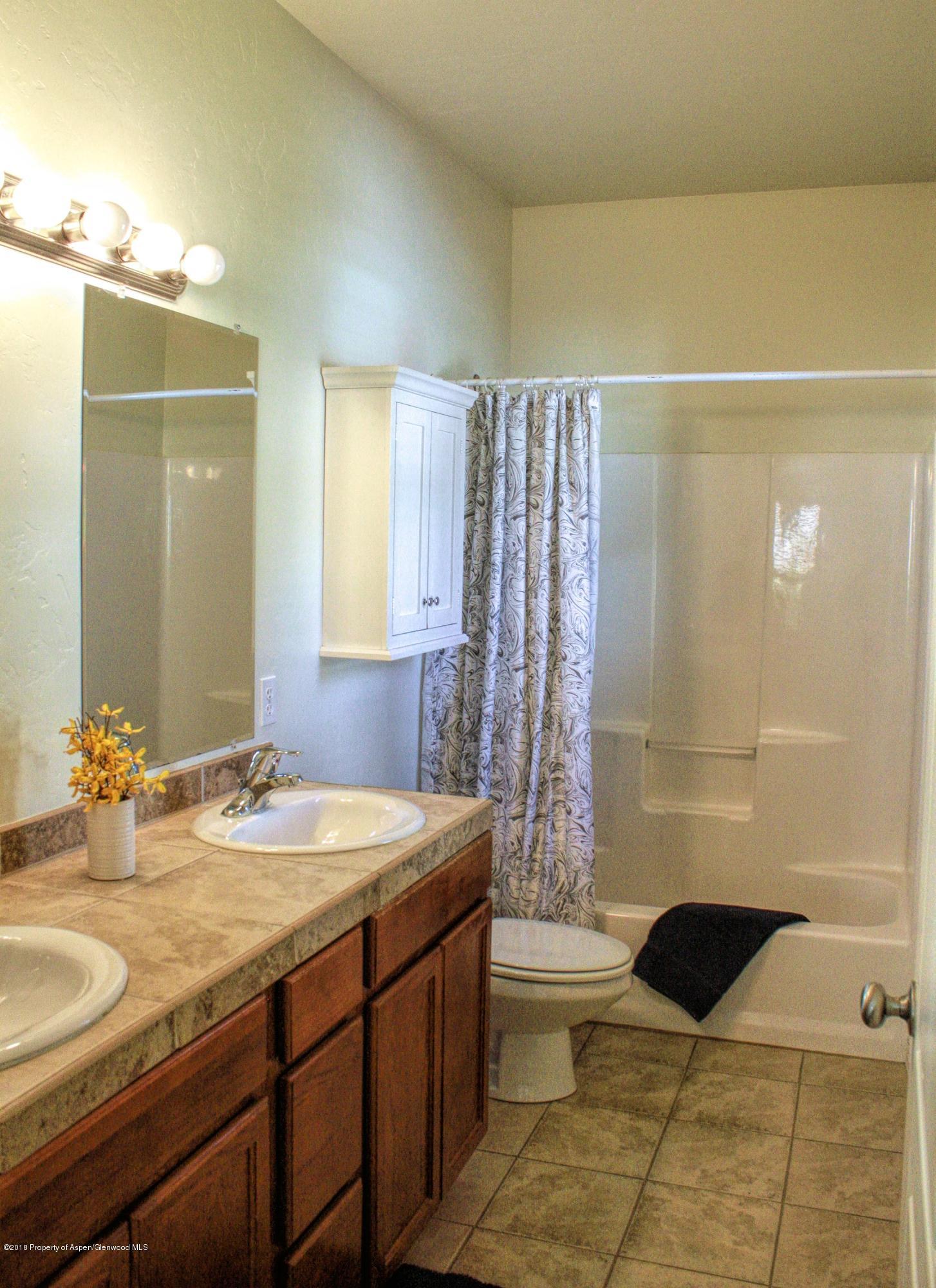335 Rio Grande Avenue New Castle, CO 81647 - Photo 5 of 8 bathroom 1 v2