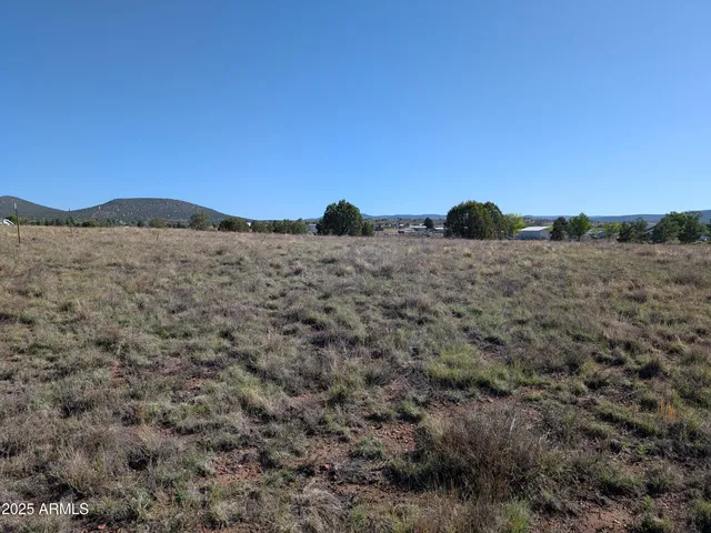 a view of mountain view with mountain