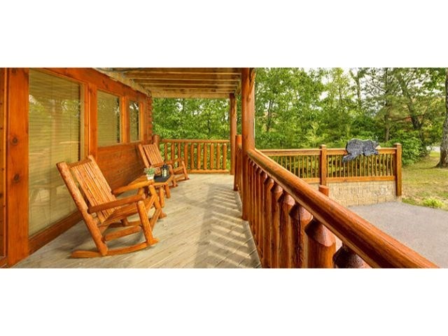 2040 Mikey Street, Unit APIECEOFHEAVEN Sevierville, TN 37876 - Photo 25 of 28 Gallery Image 25