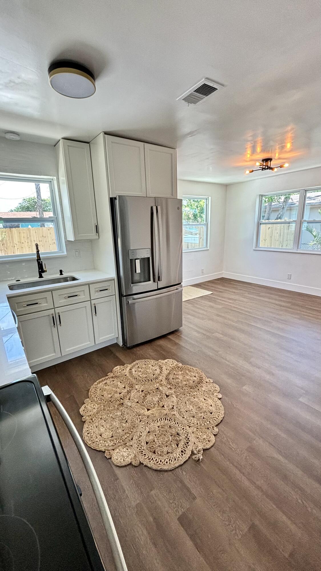 1237 West 25th Street Riviera Beach, FL 33404 - Photo 10 of 24 IMG_2807