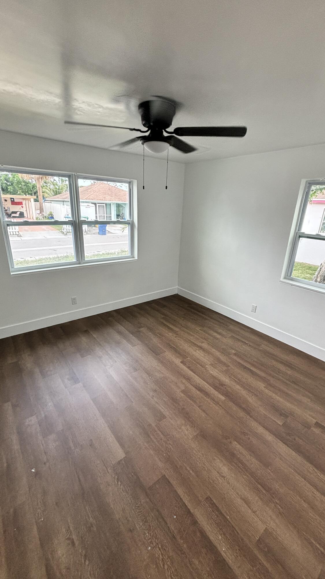 1237 West 25th Street Riviera Beach, FL 33404 - Photo 20 of 24 IMG_2409