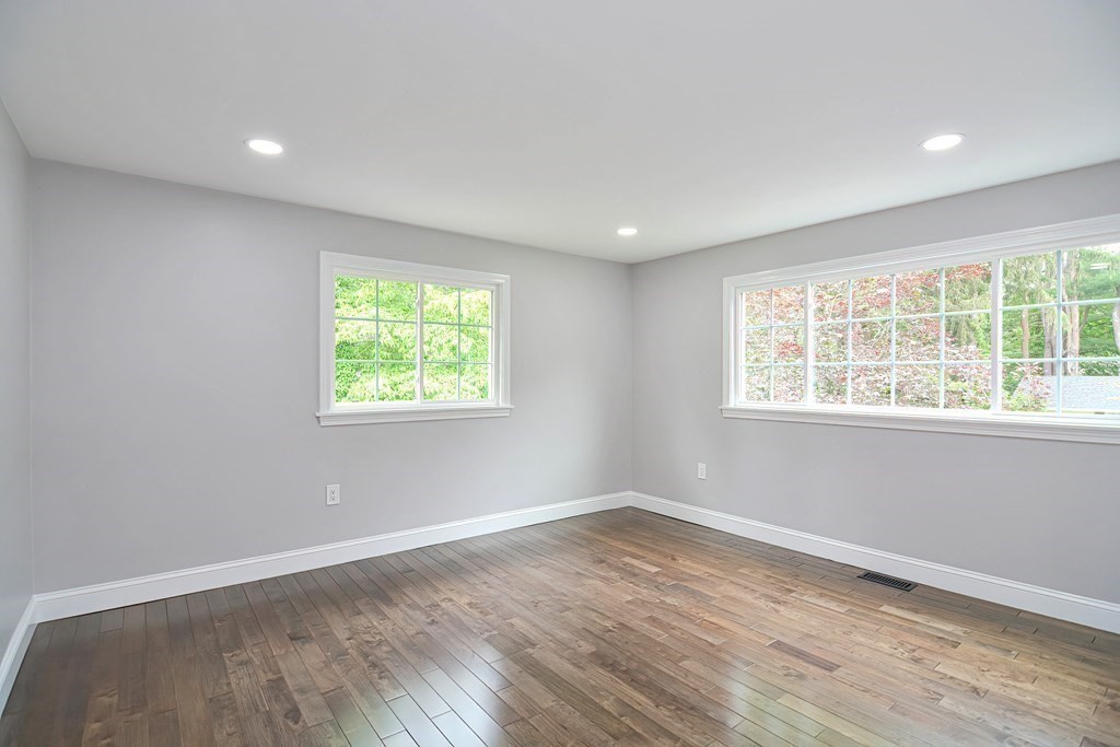 17 Merriam Road Framingham, MA 01701 - Photo 26 of 42 Gallery Image 26