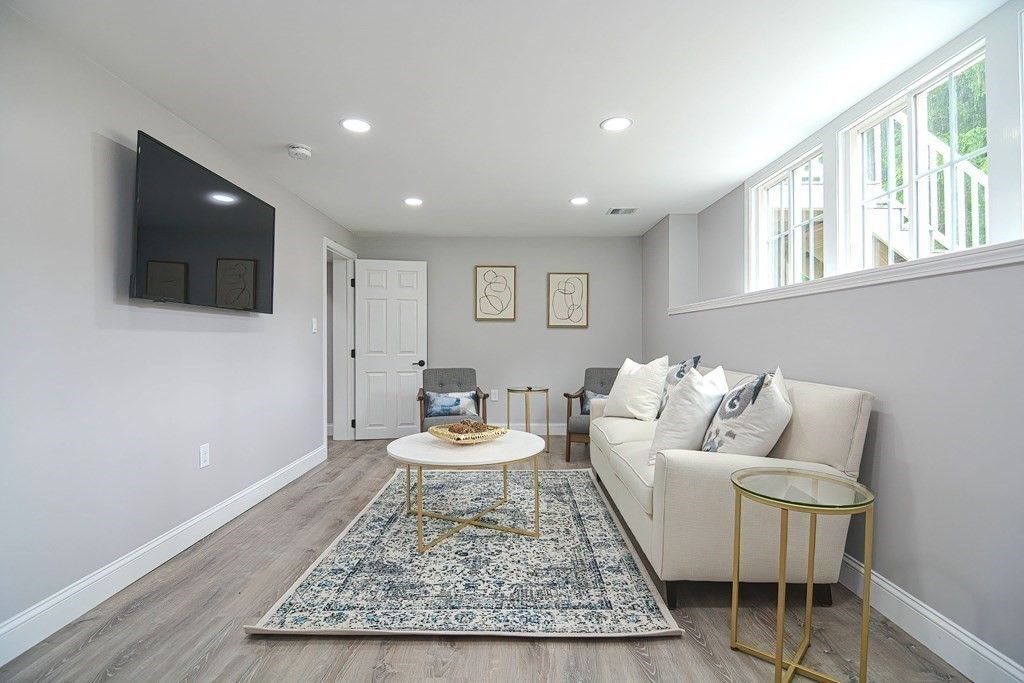 17 Merriam Road Framingham, MA 01701 - Photo 32 of 42 Gallery Image 32